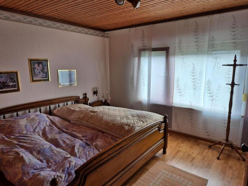 Wohnung im Zweifamilienhaus zu vermieten zimmer