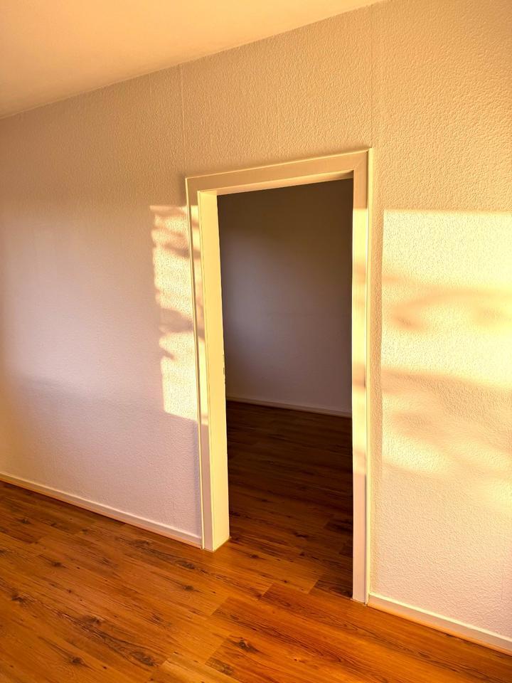 Schöne und modernisierte 3,5-Zimmer-Wohnung mit Balkon in Herne zimmer