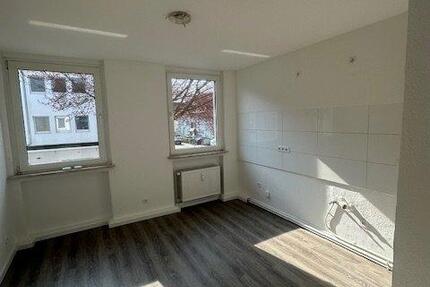 Wohnung Mülheim an der Ruhr Rechtsruhr-Nord - 2 Zimmer, 70 m&sup2;, 590&euro; | Angebot:26329362