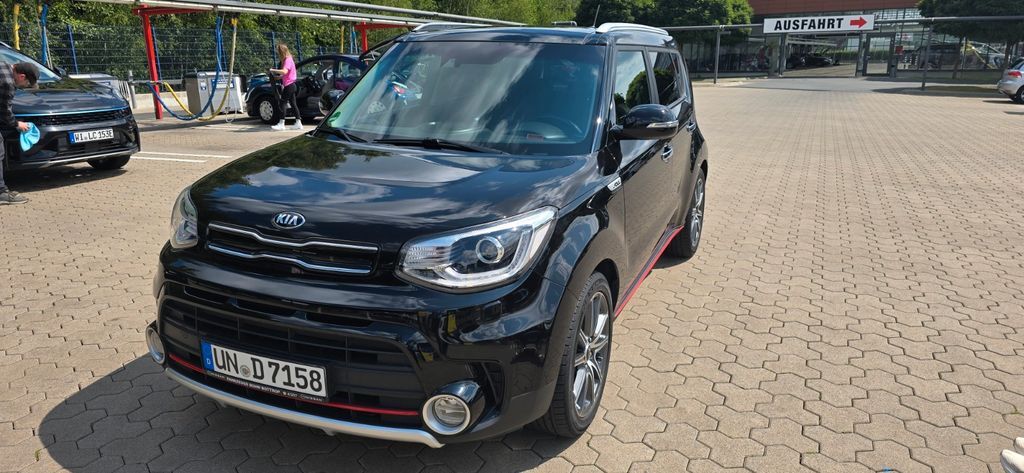 Kia Soul 62.149 km 17.900 € Kamen 59174
