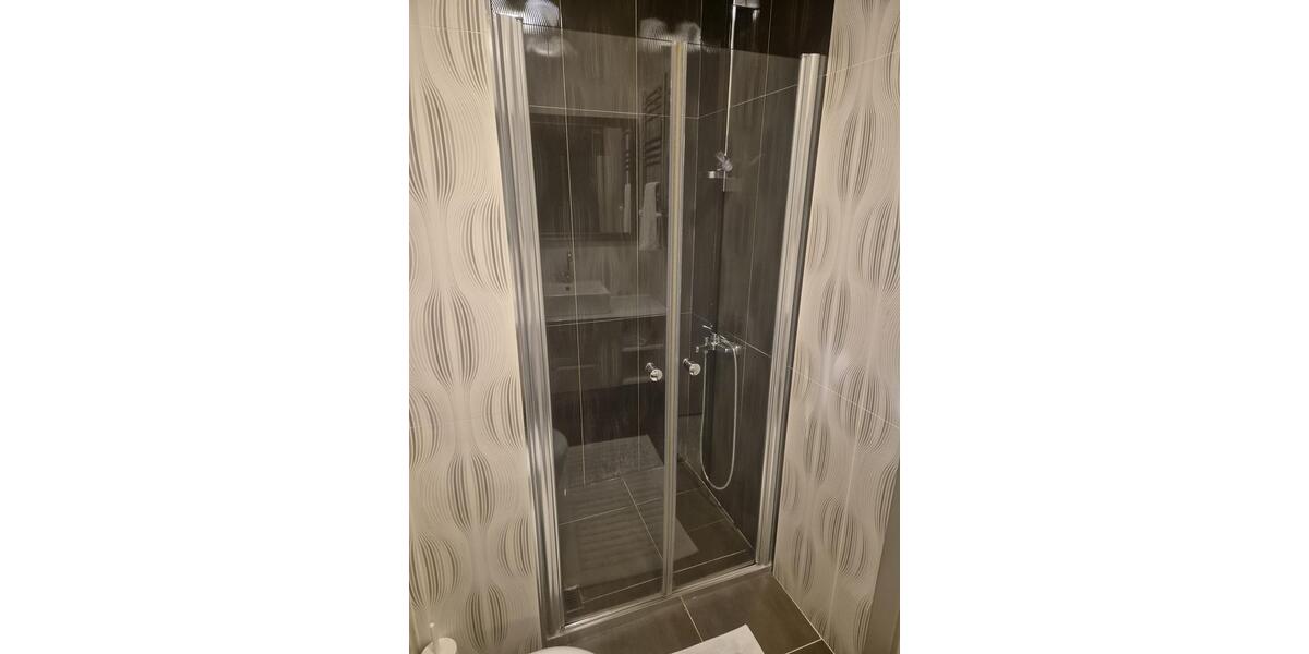 Etagenwohnung Bochum Höntrop - 2 Zimmer, 120 m&sup2;, 175.000&euro; | Angebot:26336481