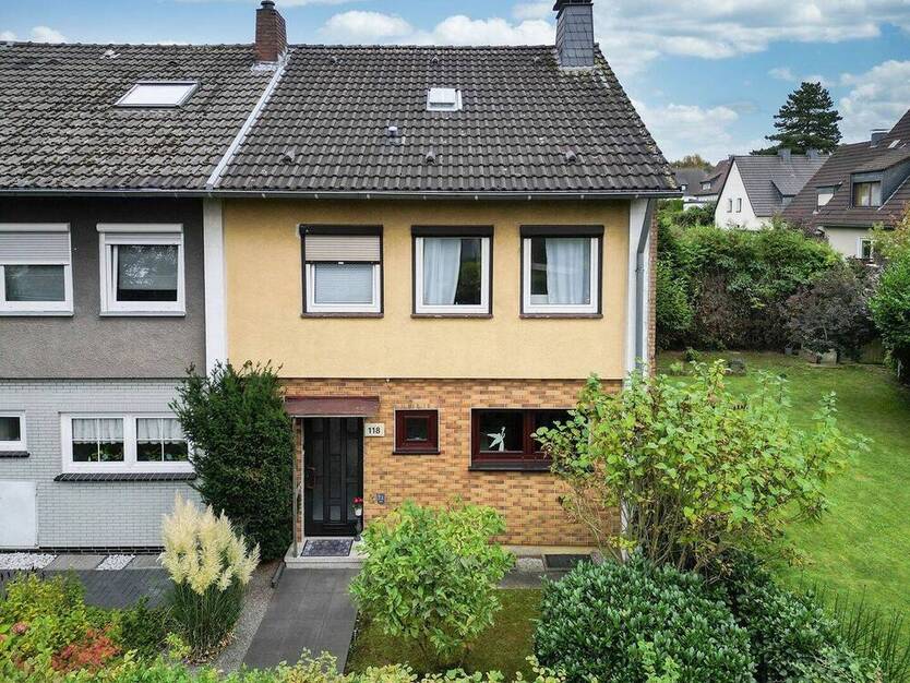 Reihenendhaus in Dortmund-Brackel Rund 100 qm Wfl. auf rund 430 qm Grund 4 zimmer