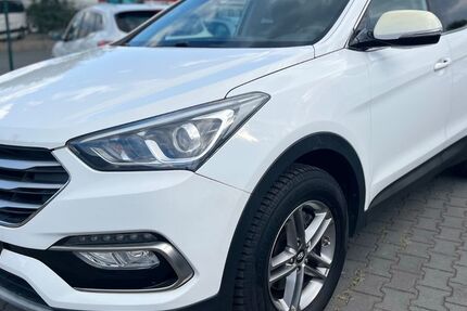 Hyundai SANTA FE 82.008 km 13.980 &euro; Essen 45356
