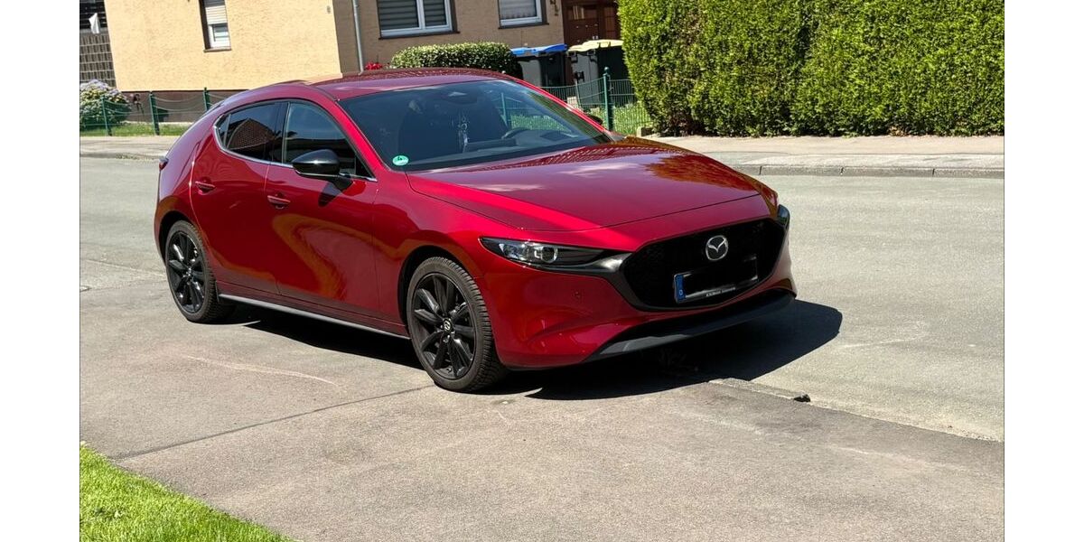 Mazda 3 28.300 km 22.999 &euro; Bochum 44879