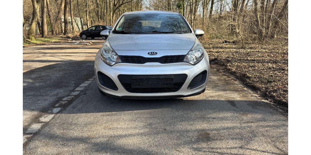 Kia Rio 197.759 km 2.900 &euro; Dortmund 44388