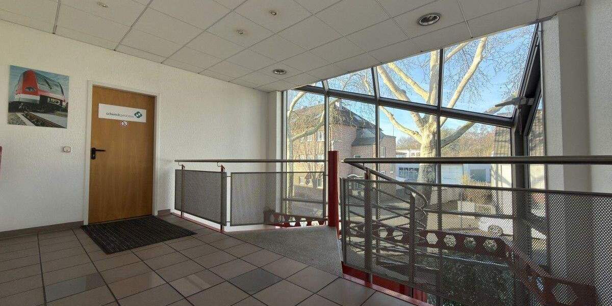 Gewerbeobjekt Oberhausen Osterfeld-West - 3 Zimmer, 895&euro; | Angebot:24992688