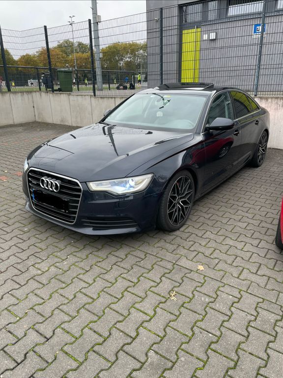 Audi A6 243.570 km 17.500 € Essen 45326