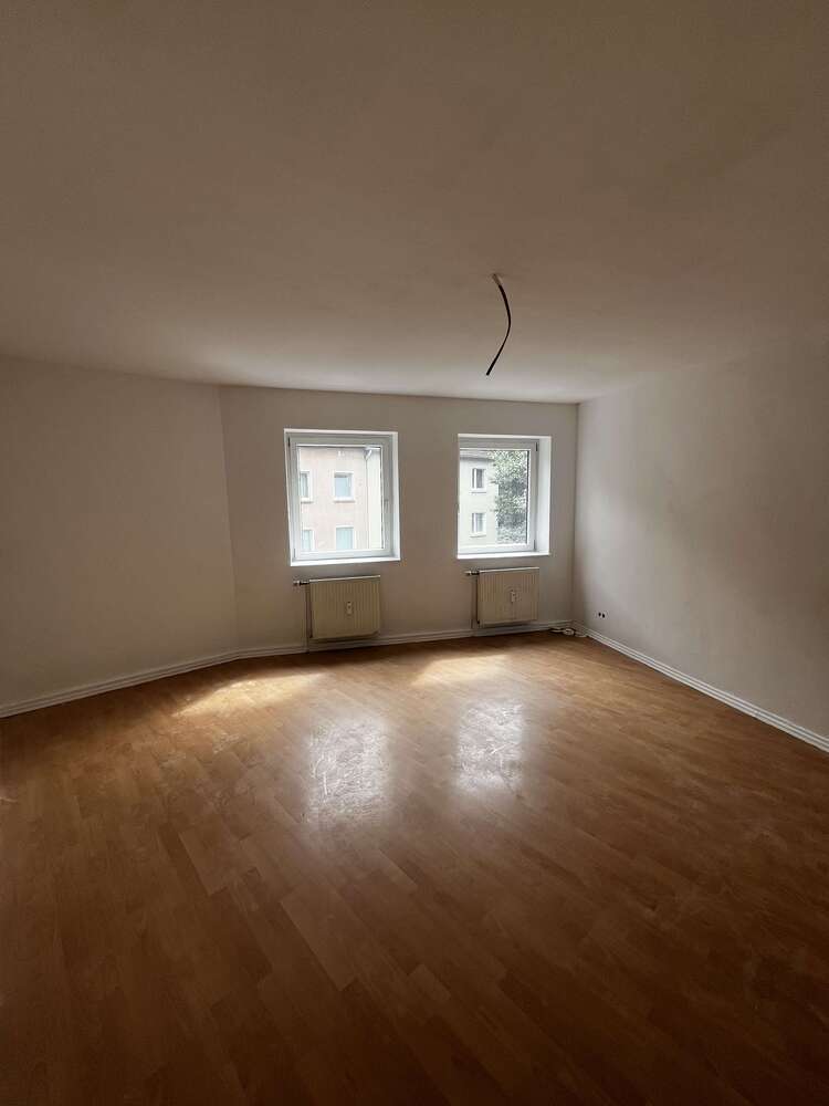 Wohnung zum Mieten in Essen 418 € 53.54 m²