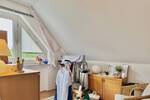 BESICHTIGUNGSSTOPP! Familien willkommen! Attraktive 4,5-Zimmer Wohnung mit Garage in Frohnhausen.