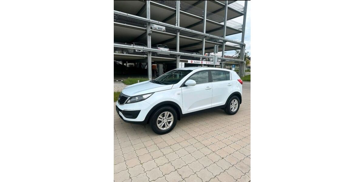 Kia Sportage 103.000 km 8.999 &euro; Marl 45768