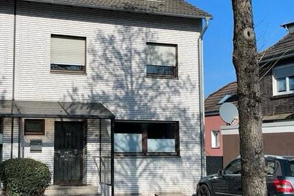 Haus Recklinghausen Berghausen - 7 Zimmer, 147 m&sup2;, 340.000&euro; | Angebot:25100024