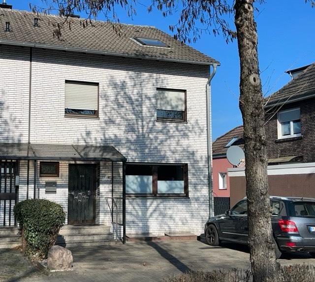 Reihenhaus Recklinghausen Berghausen - 7 Zimmer, 147 m&sup2;, 340.000&euro; | Angebot:25100024