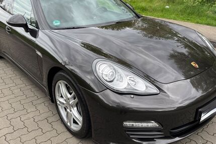 Porsche Panamera 122.000 km 22.900 &euro; Essen 45327