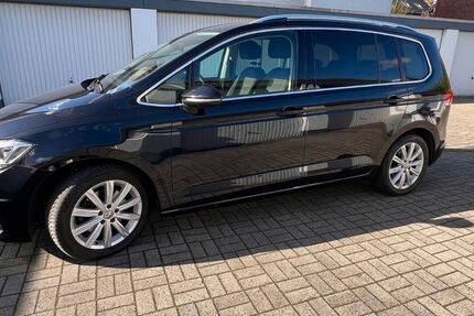 VW Touran 88.000 km 18.750 € Bochum 44894