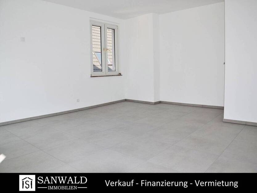 Luxuriöse 4,5-Zimmer mit großer Dachterrasse und Blick ins Grüne im Zweifamilienhaus 4 zimmer