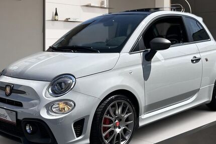 Abarth 695 11.000 km 29.900 € Essen 45239