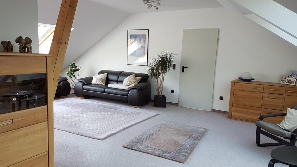 Dachgeschoßwohnung Recklinghausen Hillerheide - 2.5 Zimmer, 150 m&sup2;, 1.345&euro; | Angebot:25519517