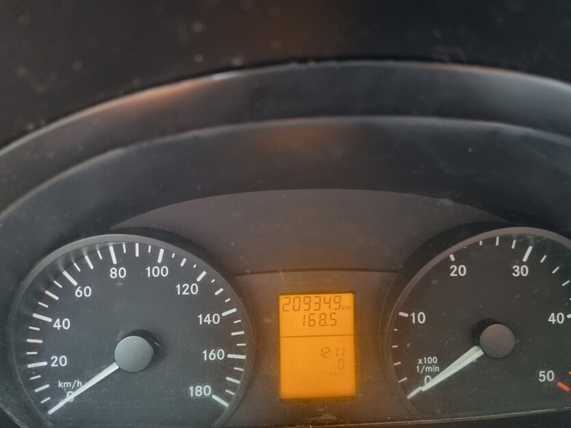 Mercedes-Benz sprinter 311 209.349 km 15.000 € Gladbeck 45964