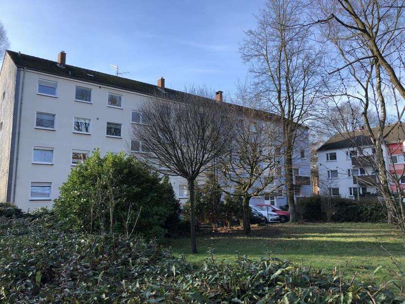 Wohnung zum Mieten in Oberhausen 324,30 € 55.92 m² 2.5 zimmer