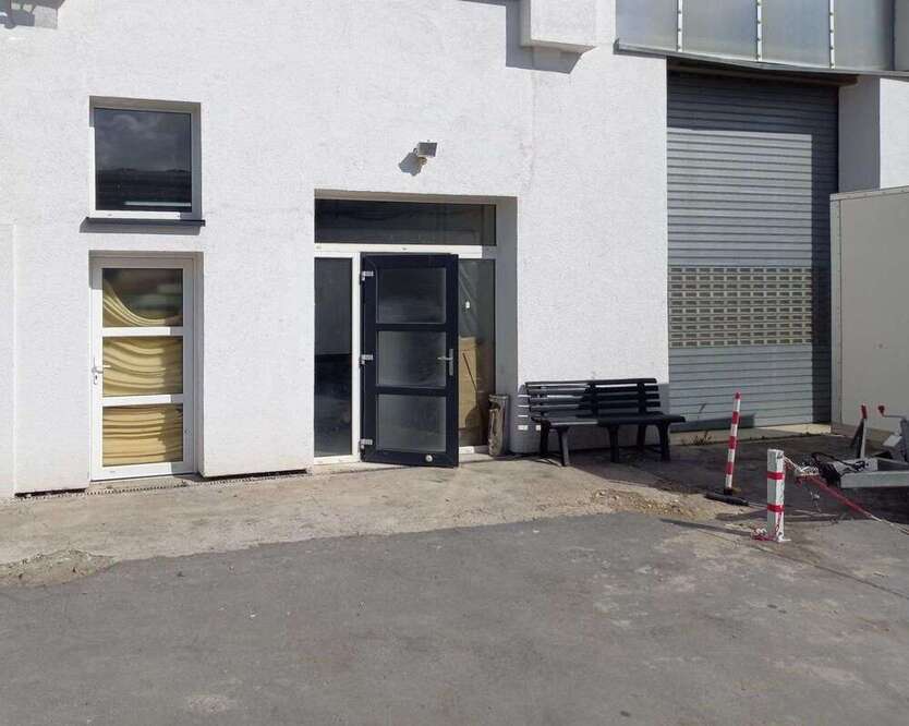 Halle in Dortmund 325 € 50 m²