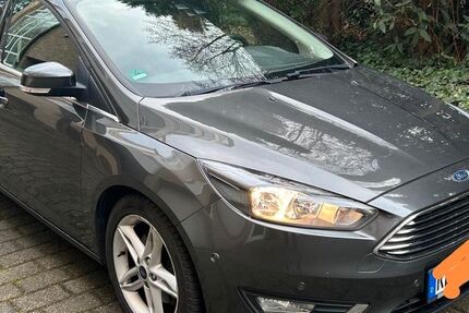 Ford Focus 77.600 km 10.300 &euro; Gladbeck 45966