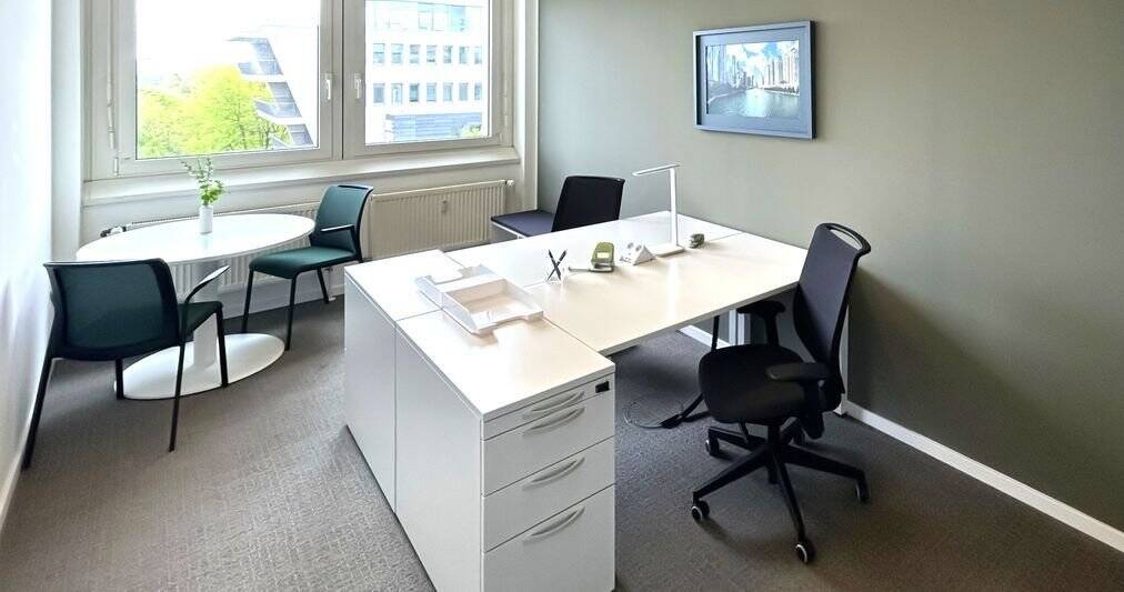 Privater Büroraum ganz auf Ihre individuellen Unternehmensbedürfnisse angepasst 10 sqm in Regus Grugaplatz zimmer