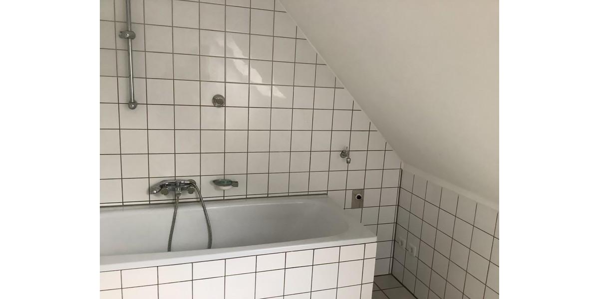 Dachgeschoßwohnung Gelsenkirchen Buer - 2 Zimmer, 50 m&sup2;, 369&euro; | Angebot:19932693