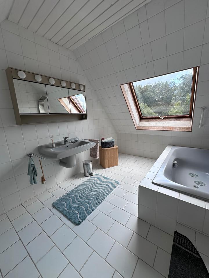 Freistehendes EFH in toller Lage (direkt am Kanal) zimmer