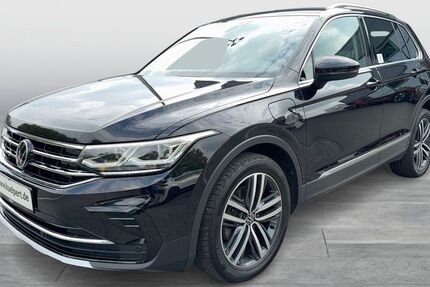 VW Tiguan 72.504 km 26.150 € Dortmund 44379