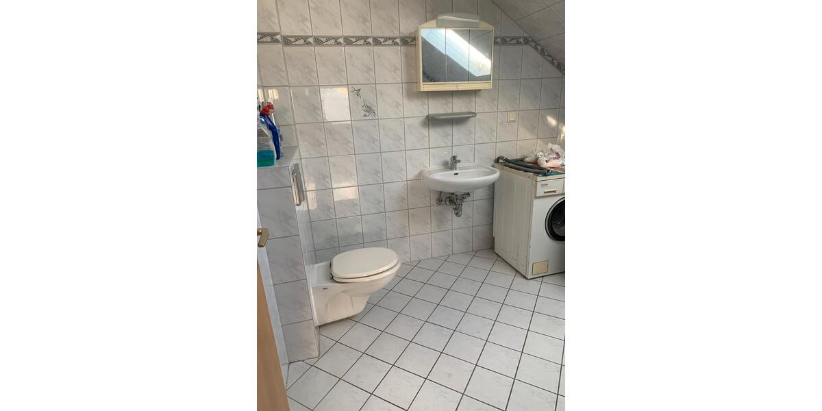 Mehrfamilienhaus, Wohnhaus Witten - 12 Zimmer, 85 m&sup2;, 1.300&euro; | Angebot:24242261