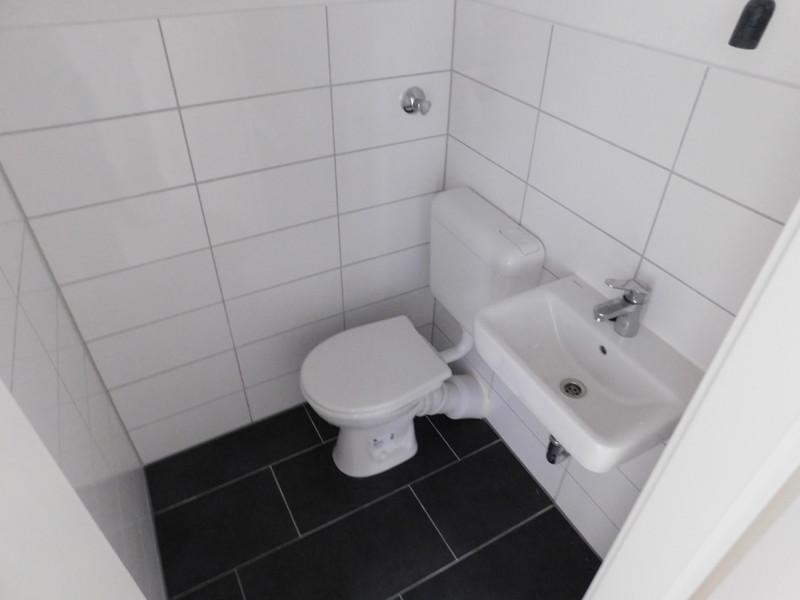 Wohnung im frisch modernisiertem Haus frei! Ideal als kleine Familie! zimmer