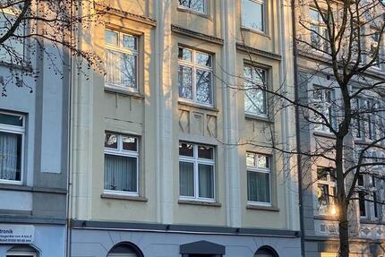 4 Zimmer, Charmante Altbauwohnung in guter Lage 4 zimmer