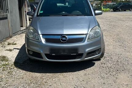 Opel Zafira 226.123 km 1.800 € Dortmund 44135