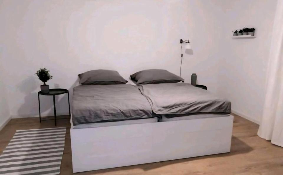 Zentrale 75qm helle möblierte Wohnung 3 zimmer