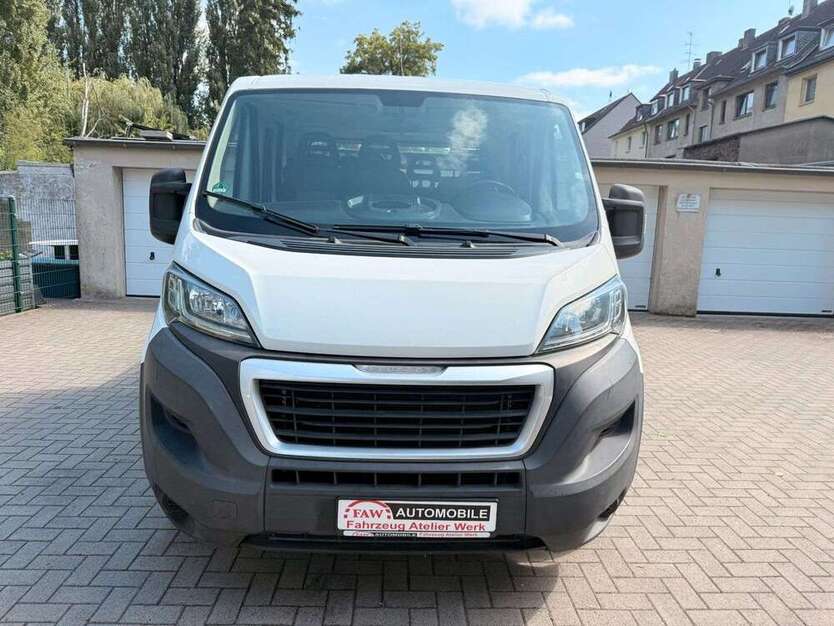 Peugeot Boxer 89.000 km 19.999 € Essen 45356