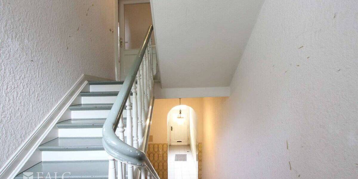 Reihenmittelhaus Oberhausen - Sterkrade Sterkrade-Mitte - 1 Zimmer, 300 m&sup2;, 369.000&euro; | Angebot:21504558