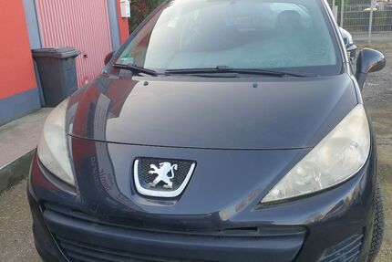 Peugeot 207 193.600 km 1.790 € Dortmund 44328