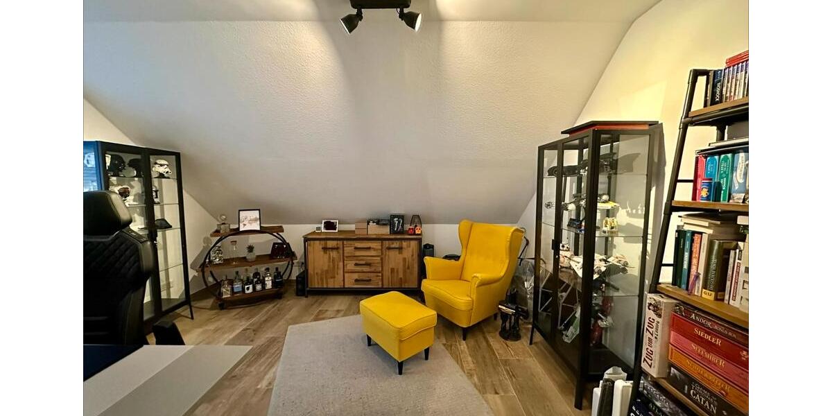 Etagenwohnung Essen Stadtbezirk VI - 4.5 Zimmer, 99 m&sup2;, 299.000&euro; | Angebot:25050114