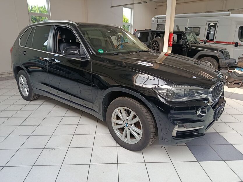 BMW X5 275.000 km 18.500 € Recklinghausen 45659