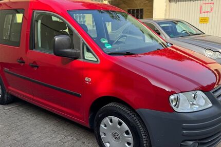 VW Caddy 135.000 km 6.900 € Oberhausen 46149