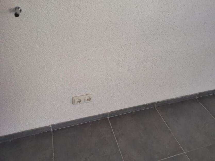 Helle 1,5-Zimmer-Wohnung Nähe Rathausgalerie – zentral&uni-nah zimmer