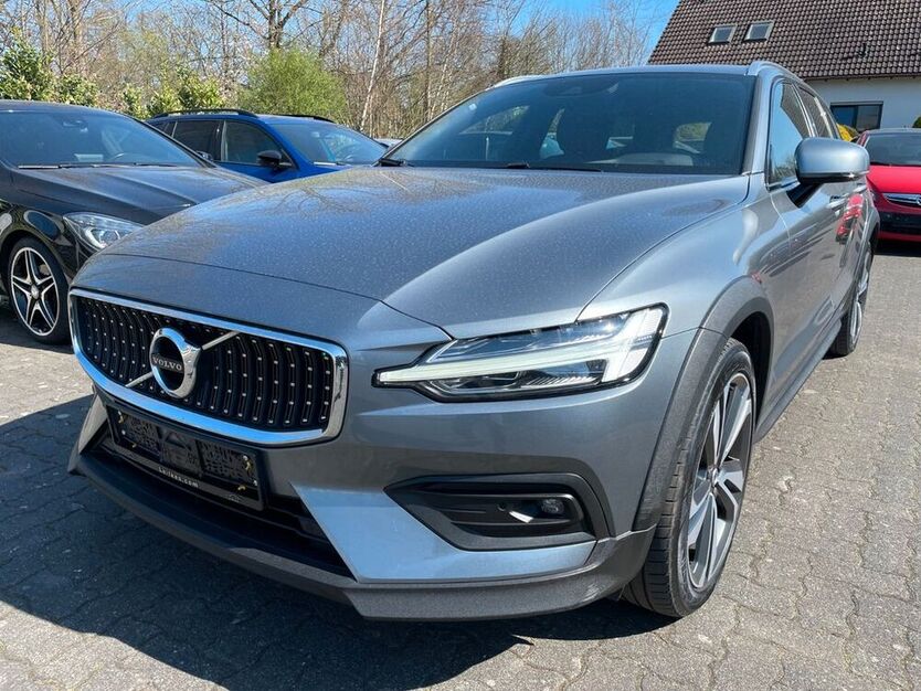 V60 Cross Country
