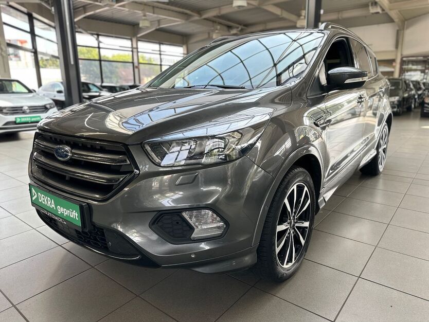 Ford Kuga 169.897 km 12.590 € Bottrop 46236