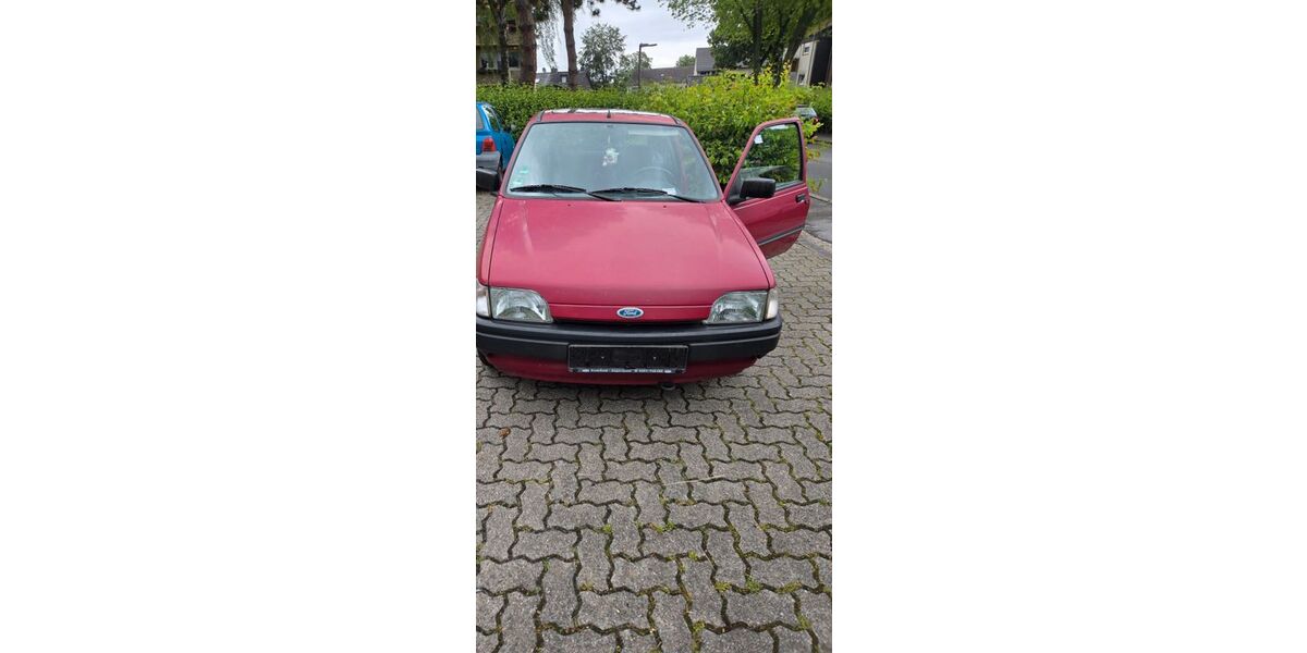 Ford Fiesta 107.555 km 850 &euro; Dortmund 44379