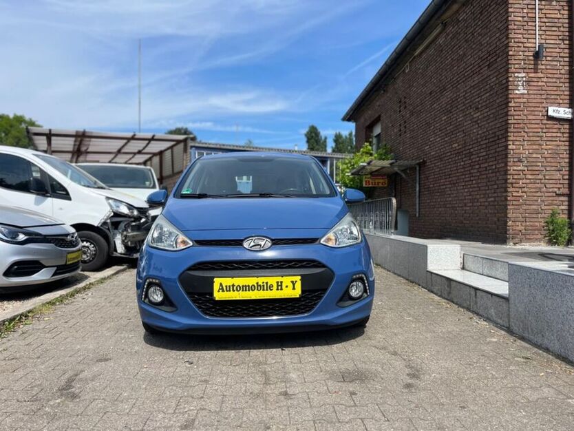 i10