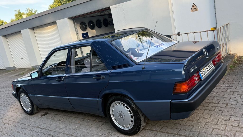 Mercedes-Benz 190 156.000 km 12.250 &euro; Dortmund 44269