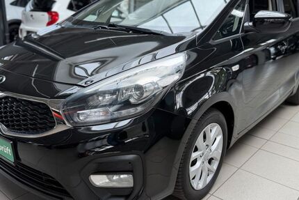 Kia Carens 196.000 km 7.890 &euro; Bottrop 46236