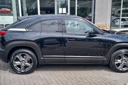 Mazda MX-30 33.563 km 17.990 &euro; Datteln 45711