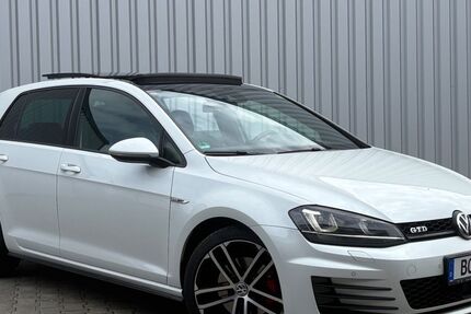 VW Golf 210.000 km 11.700 &euro; Bochum 44809