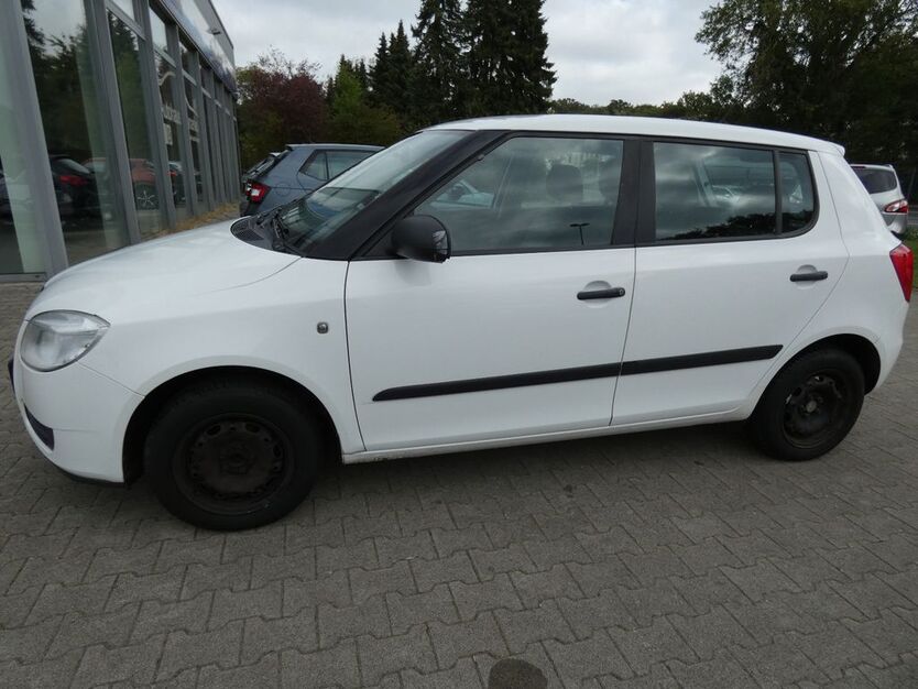 Skoda Fabia 116.000 km 2.999 € Bergkamen 59192